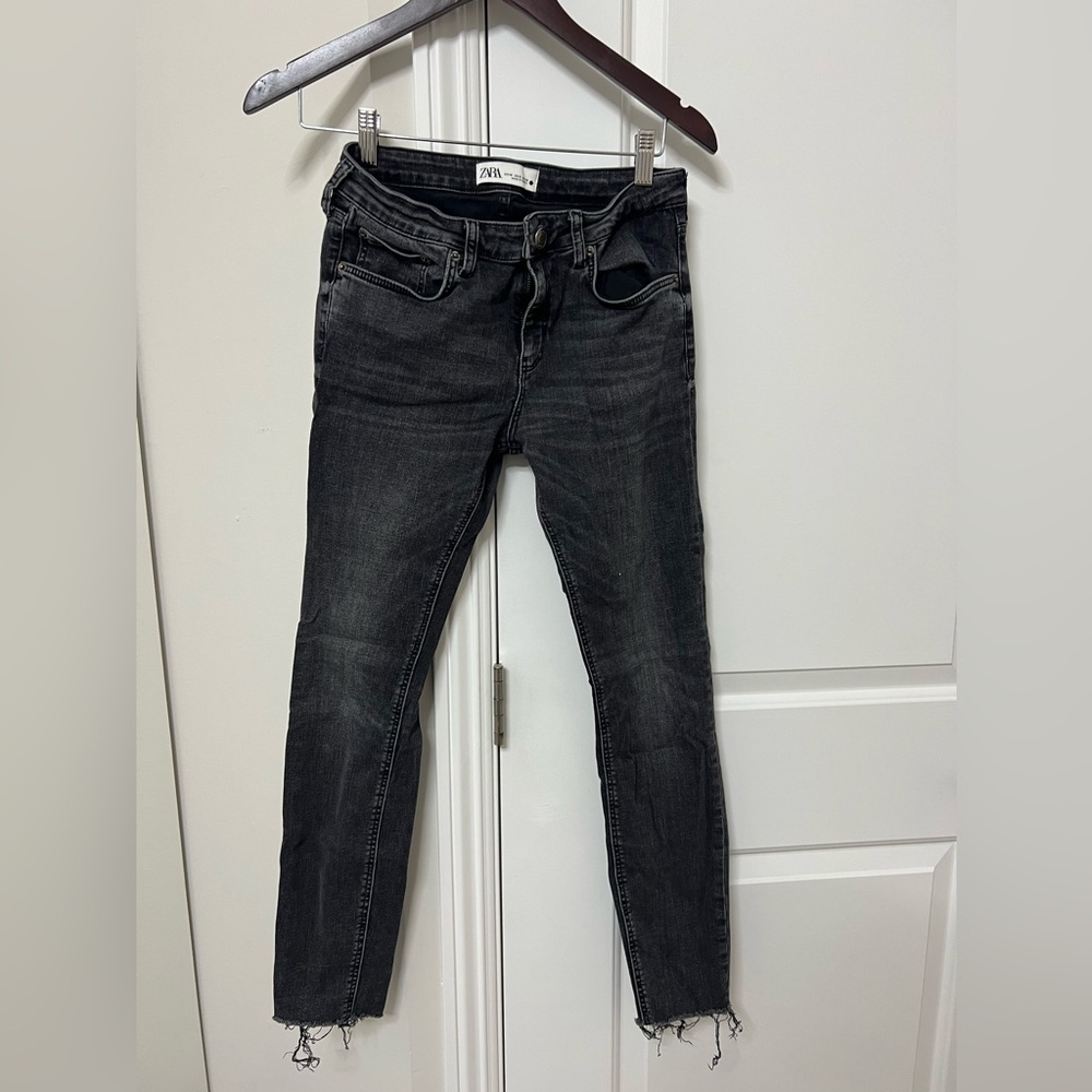 Black Zara skinny jeans